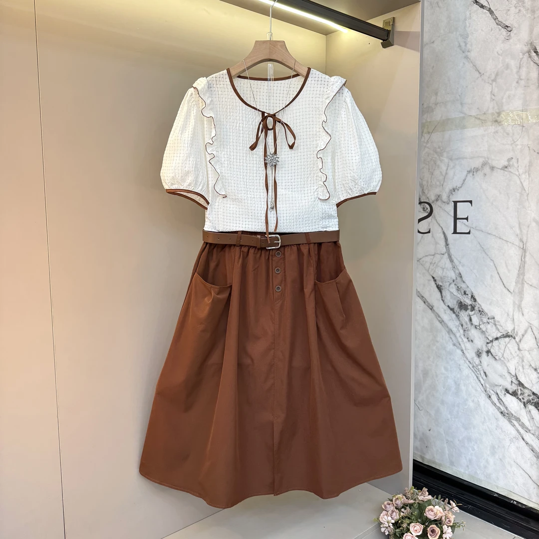 2025欧货新款木耳边泡泡袖飘带上衣+大兜腰带休闲裙套装2497