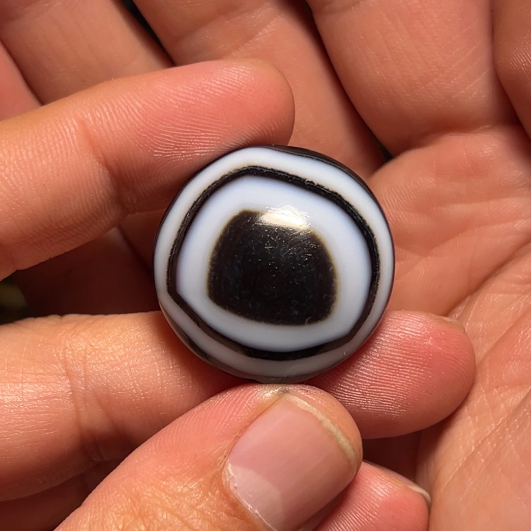 玛瑙/玉髓未镶嵌珠宝奇石