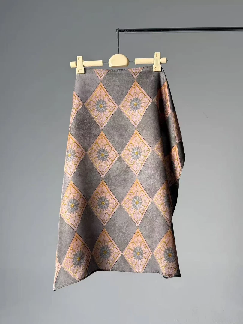 LABELDEL唐纹 手绘印花铜氨方巾