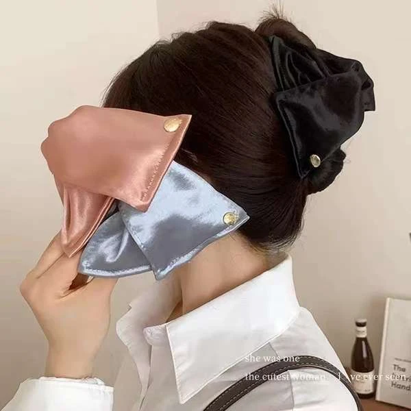 鎏光缎面贝壳三角抓夹纯色金标鲨鱼夹高级感通勤盘发夹子气质发饰