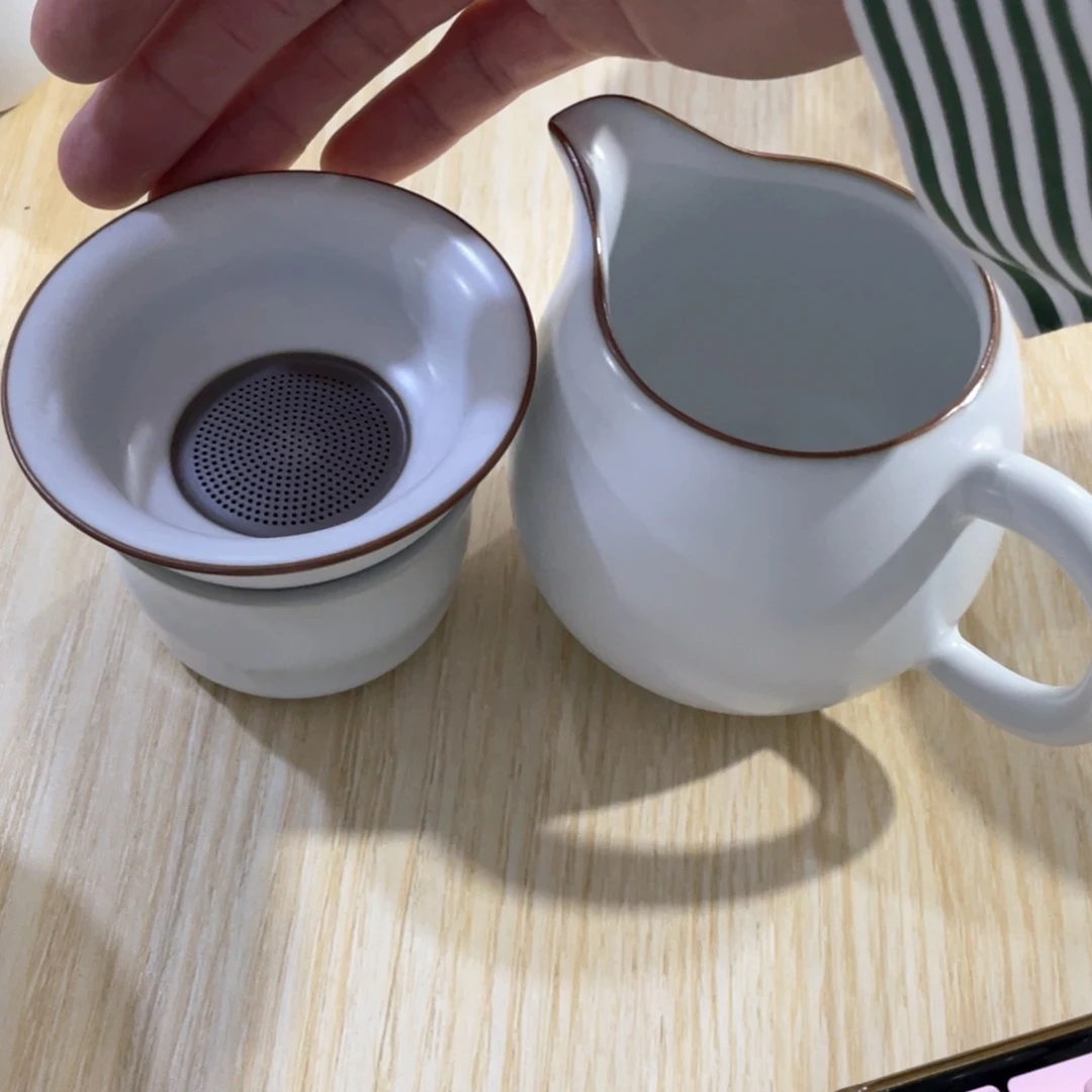 瓷片小微瑕。。。。。。。。。。。