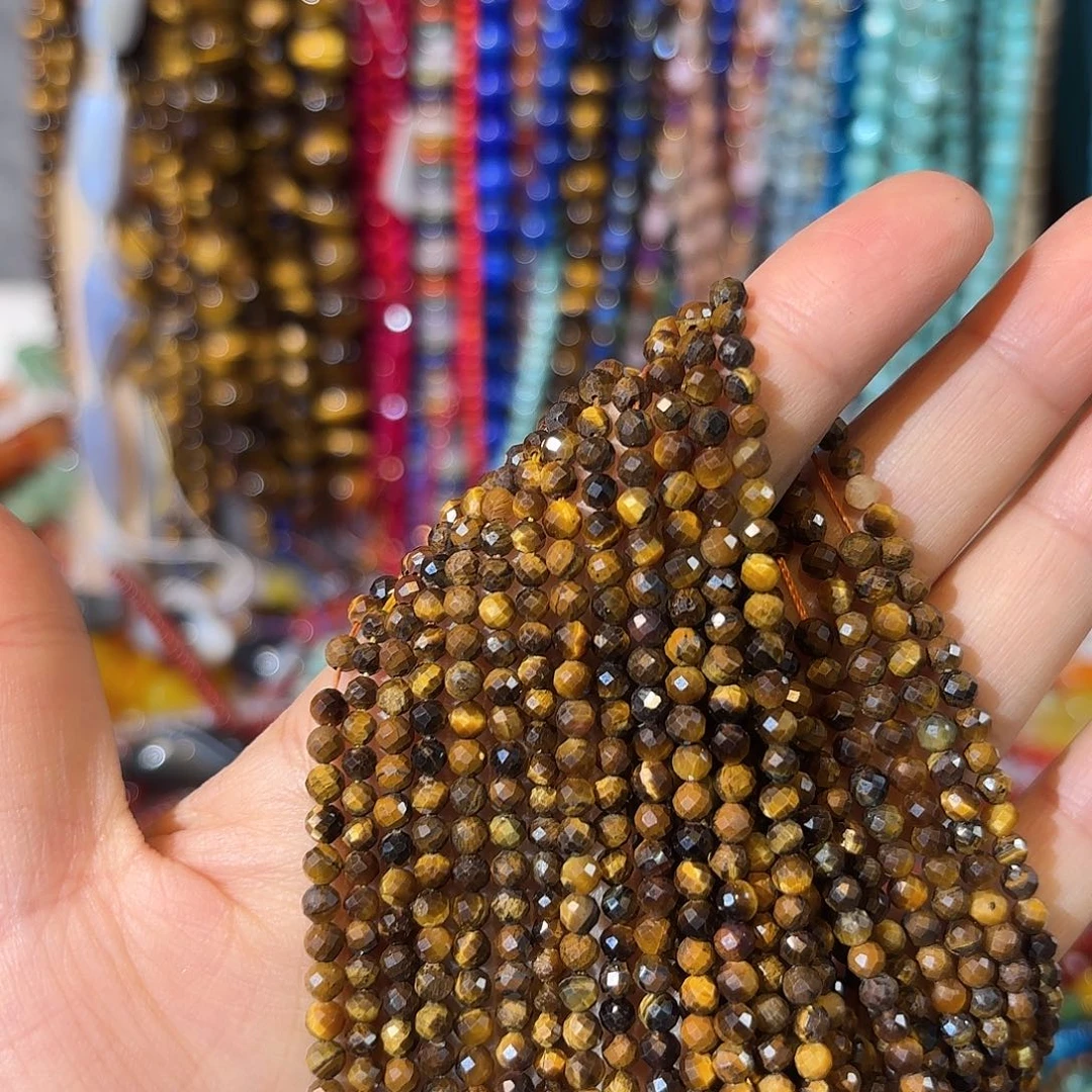 玛瑙/玉髓未镶嵌珠宝半成品虎眼卡3一条