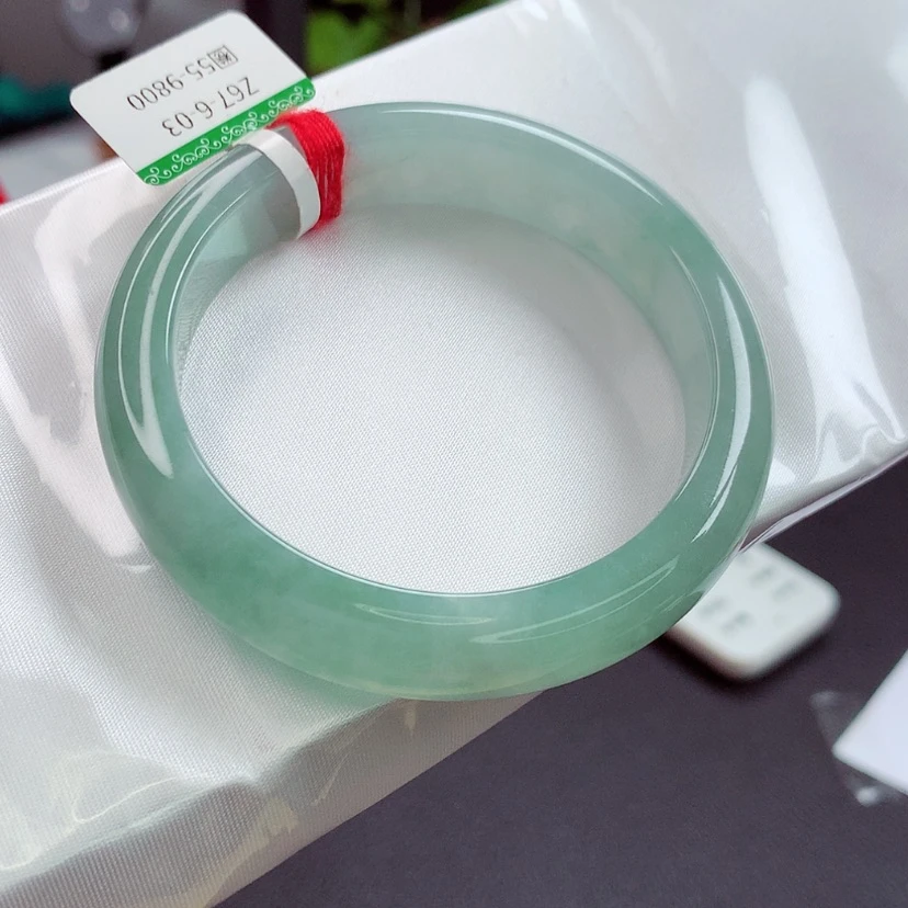 【闪购商品】翡翠手镯未镶嵌缅甸天然a货翡翠手镯