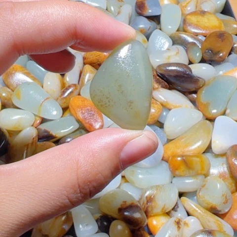 和田玉（子料）未镶嵌颈饰10.5克