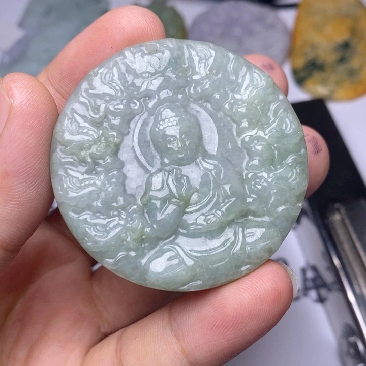 颈饰未镶嵌翡翠翡翠
