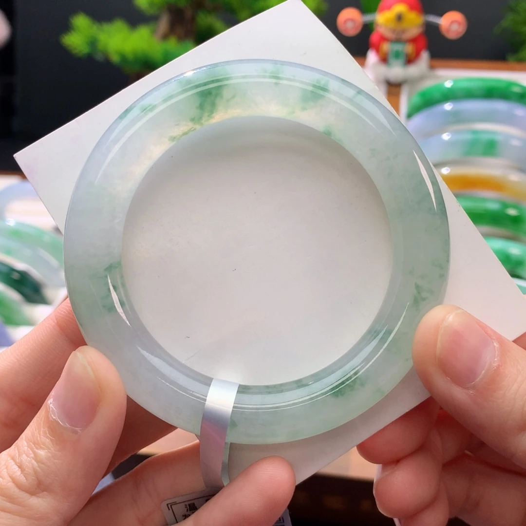 翡翠未镶嵌手镯闪购 19