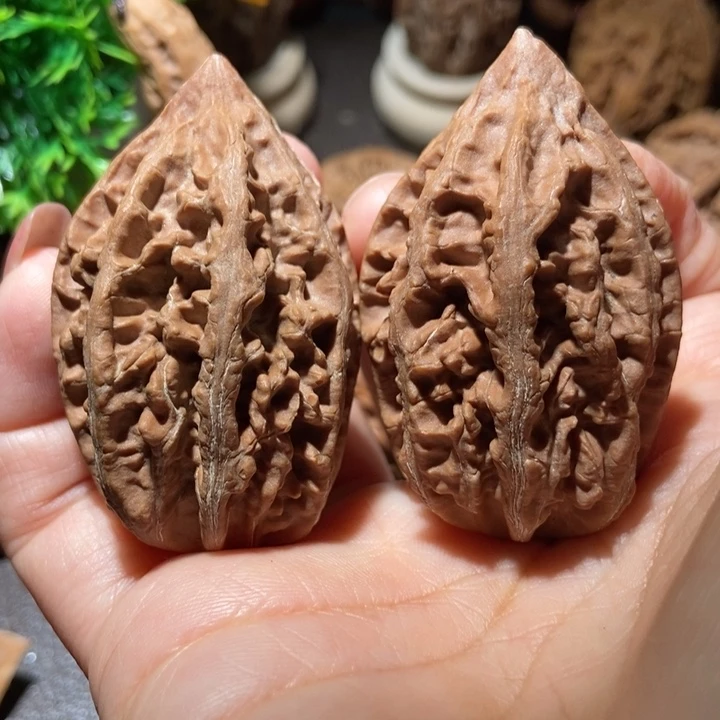 把件文玩核桃东北楸子小雪42