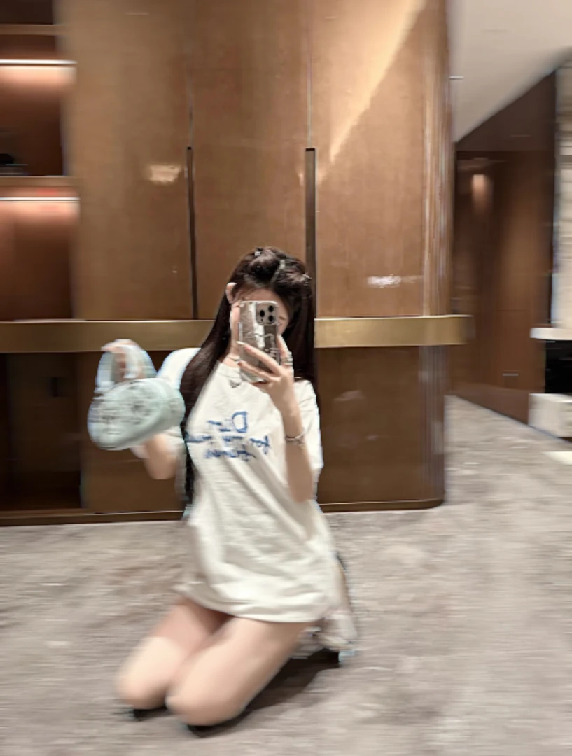 网红款白蓝DD休闲宽松大版T