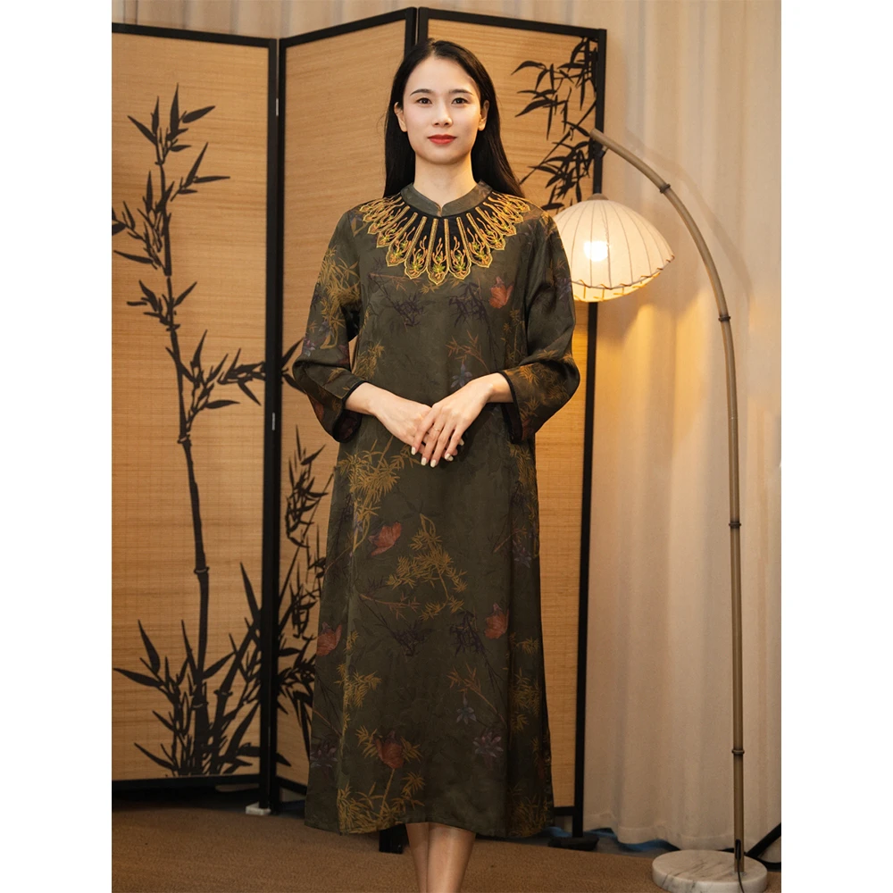 【苍茫】莨丝阁定制新款万针刺绣气质盘扣新中式国风提花连衣裙