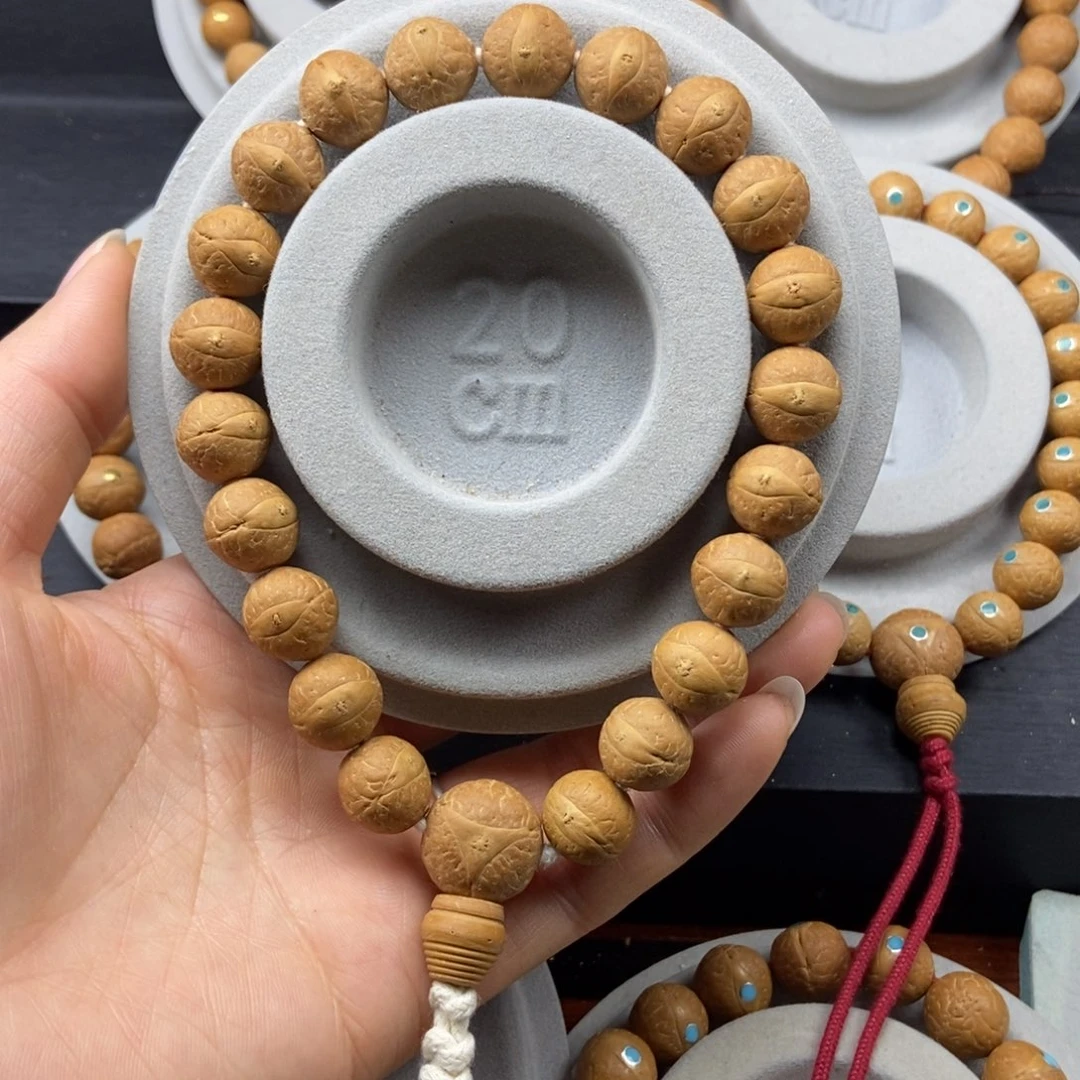 跑***手串凤眼菩提13➕素，25年籽