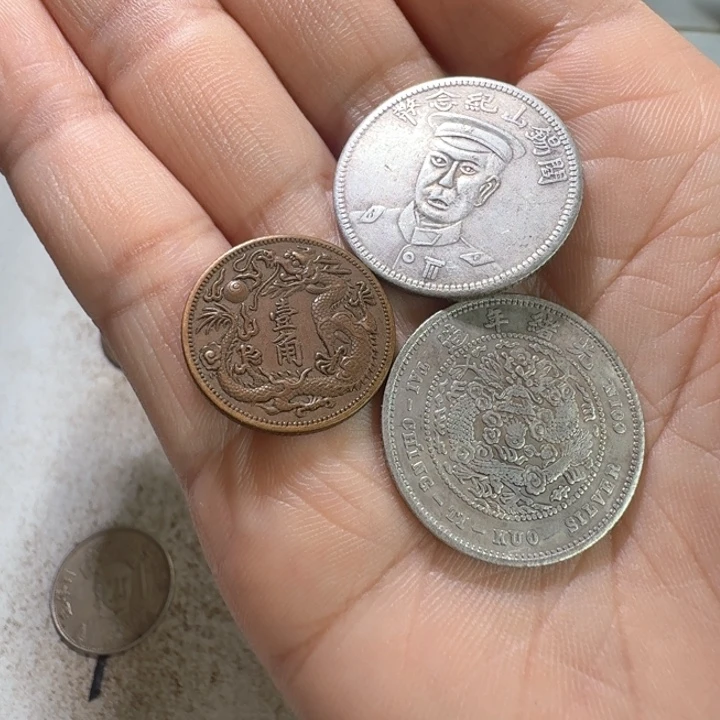 ✾***꧒三枚工艺制品铜币摆件
