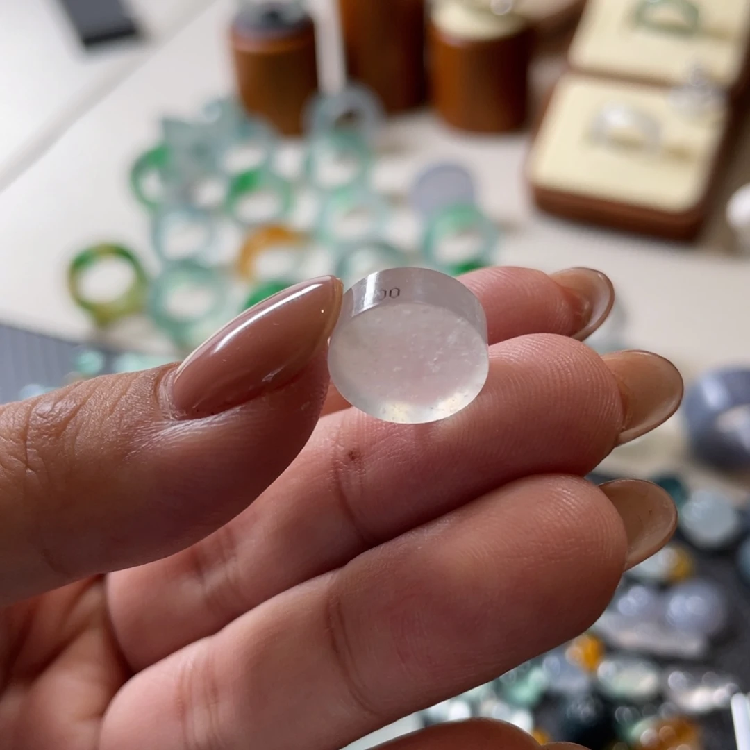 定制翡翠未镶嵌冰