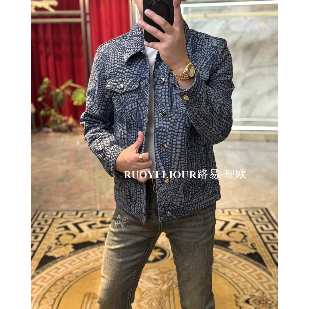 【路易理欧】2025时尚春季休闲胸标立领百搭牛仔衣86609