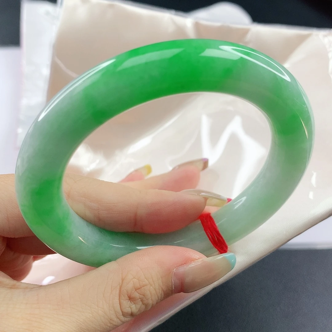 翡翠手镯未镶嵌晓*，609