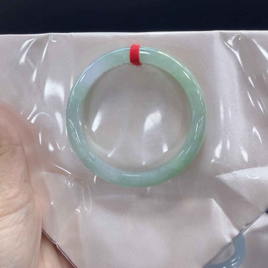 翡翠未镶嵌手镯天然缅甸A货翡翠手镯