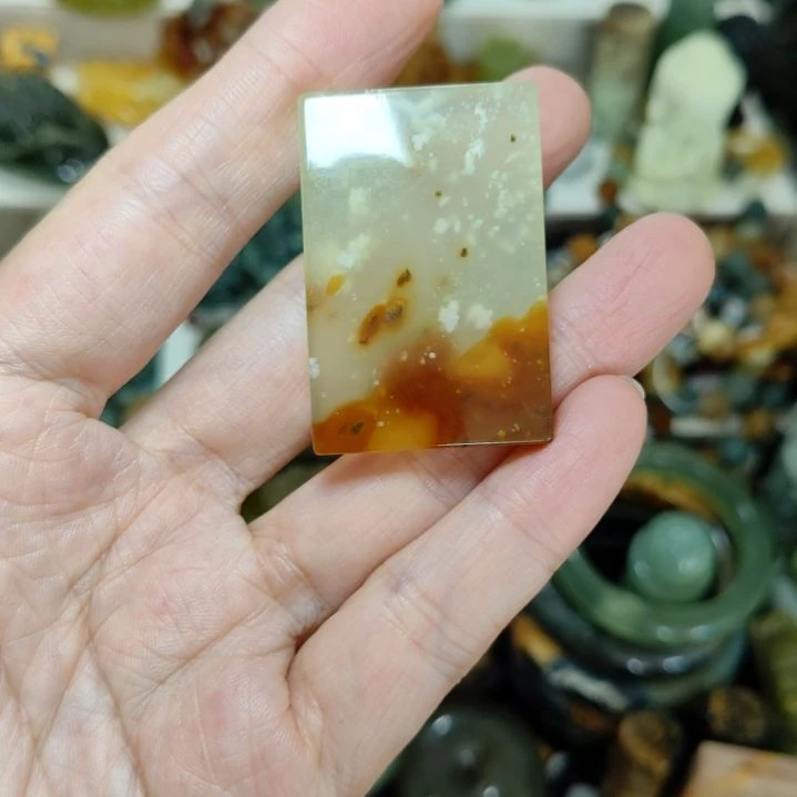 岫玉未镶嵌挂坠款式