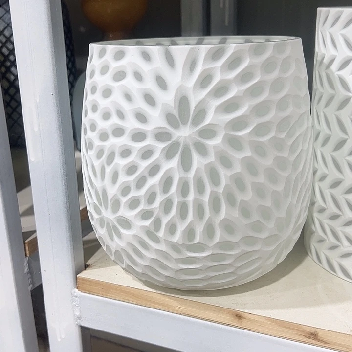 岁***好琉璃手工艺品白瓷磨刻花瓶花器高22口16