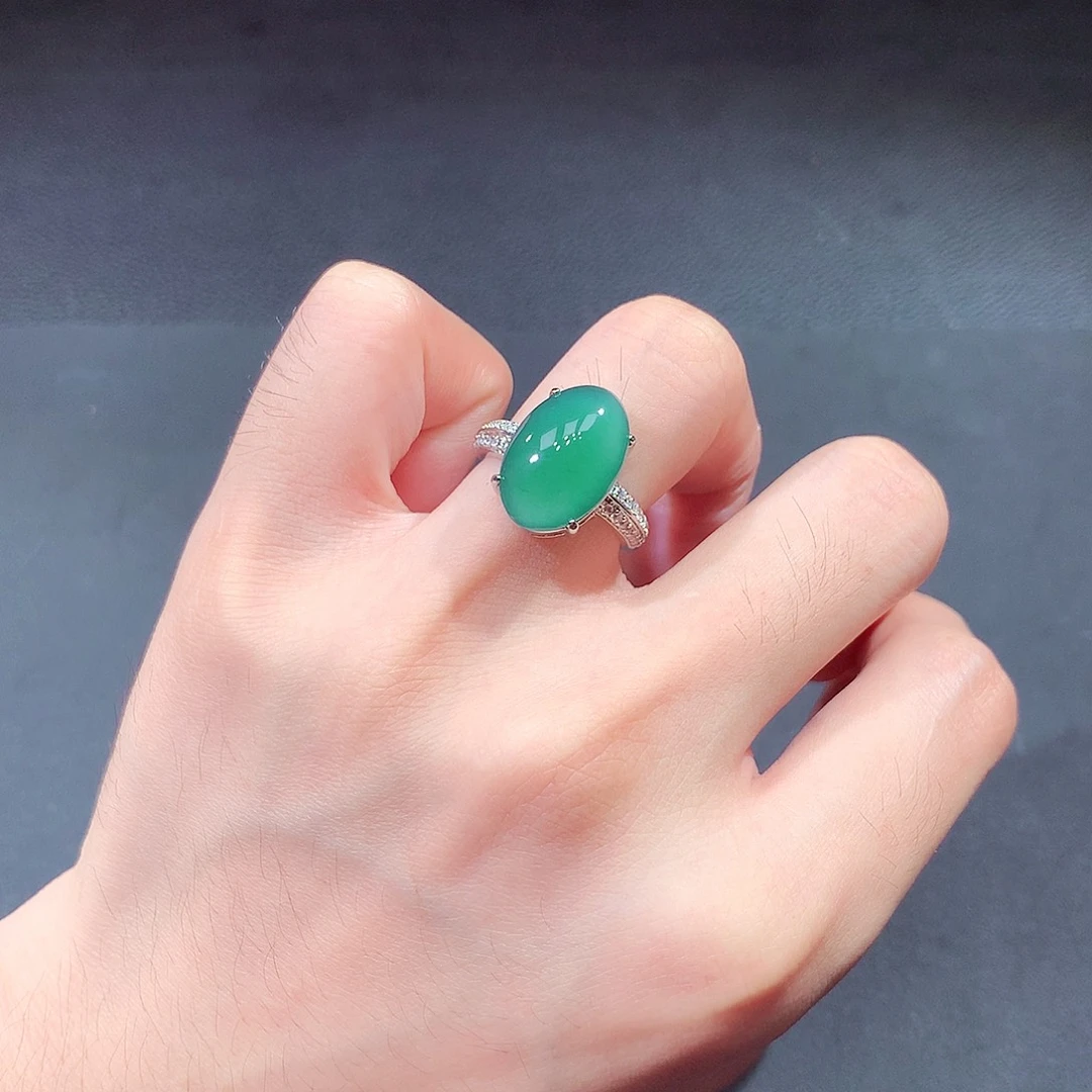 翡翠戒指未镶嵌翡翠