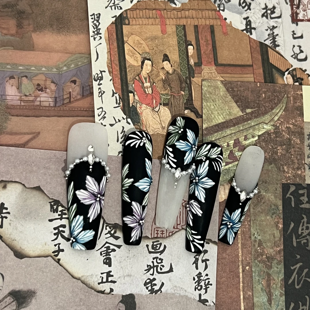 妙艺新款国风水彩手绘刺绣手工穿戴甲反复摘戴改甲型美甲纯手工