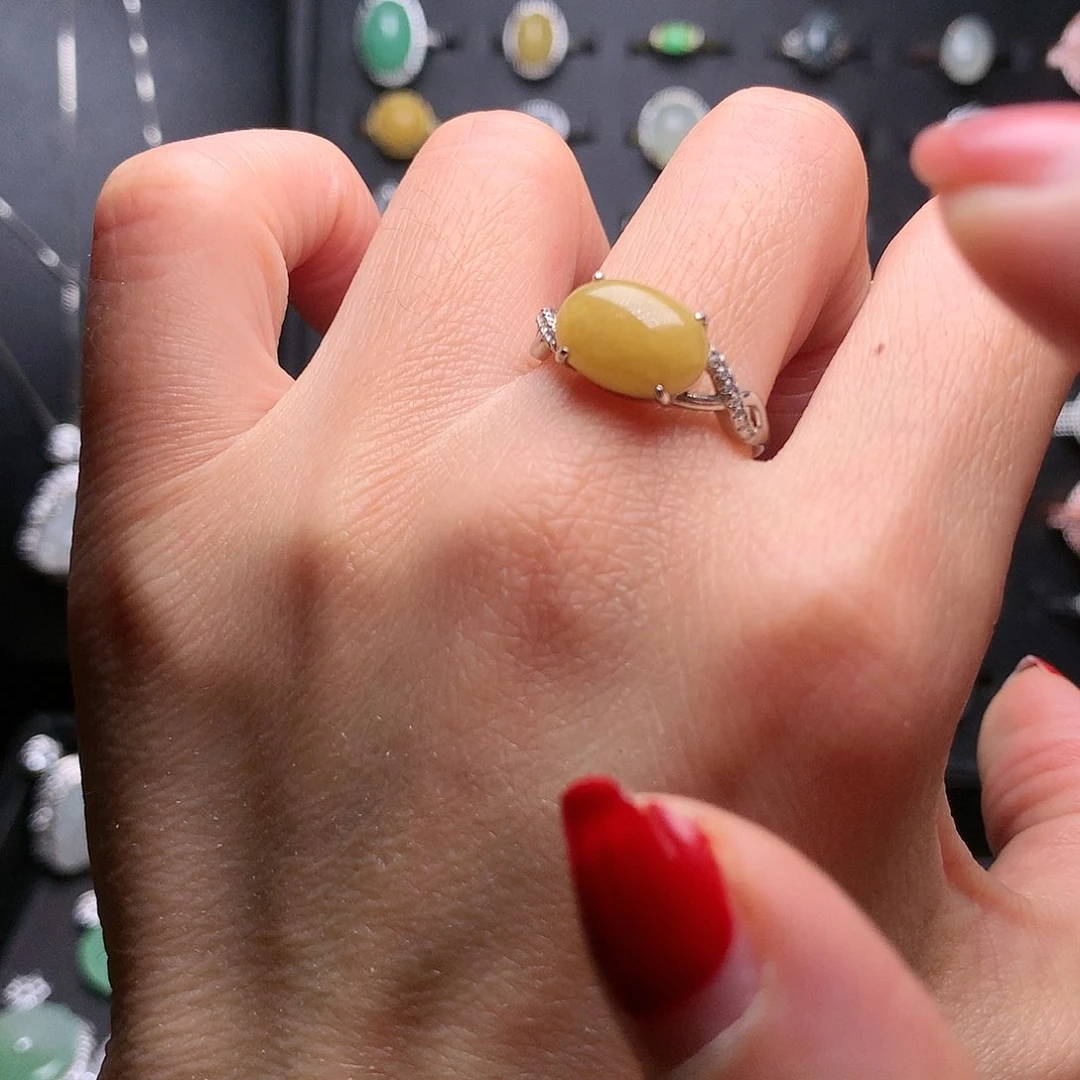 翡翠颈饰银S925镶嵌戒指