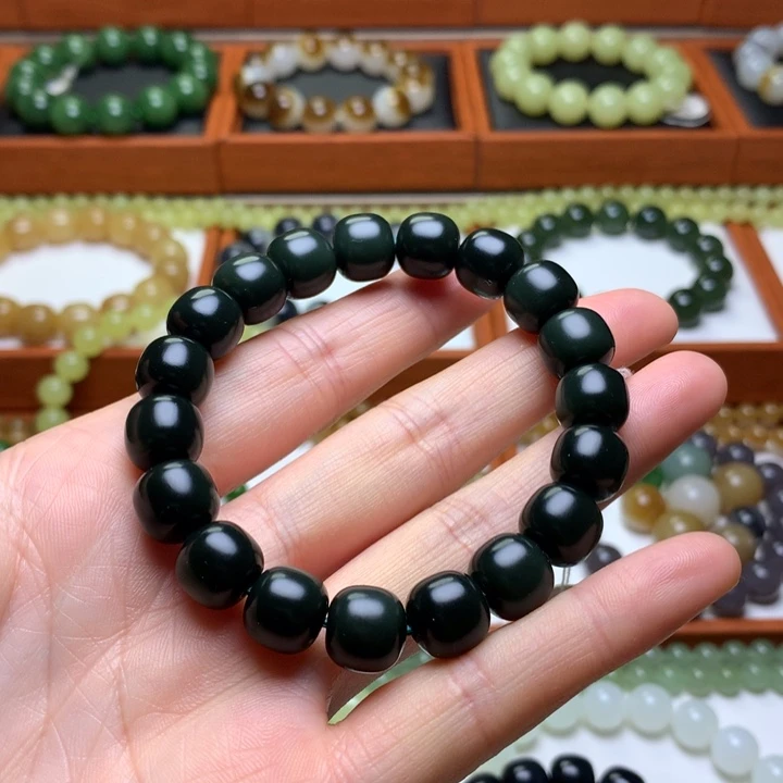 和田玉手串未镶嵌