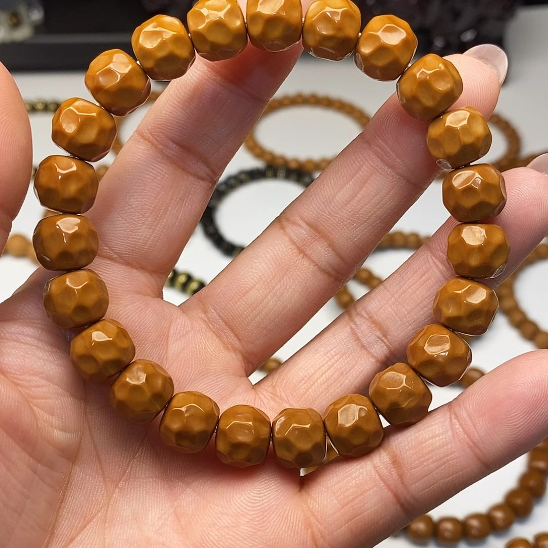 猴头核桃手串奶酪