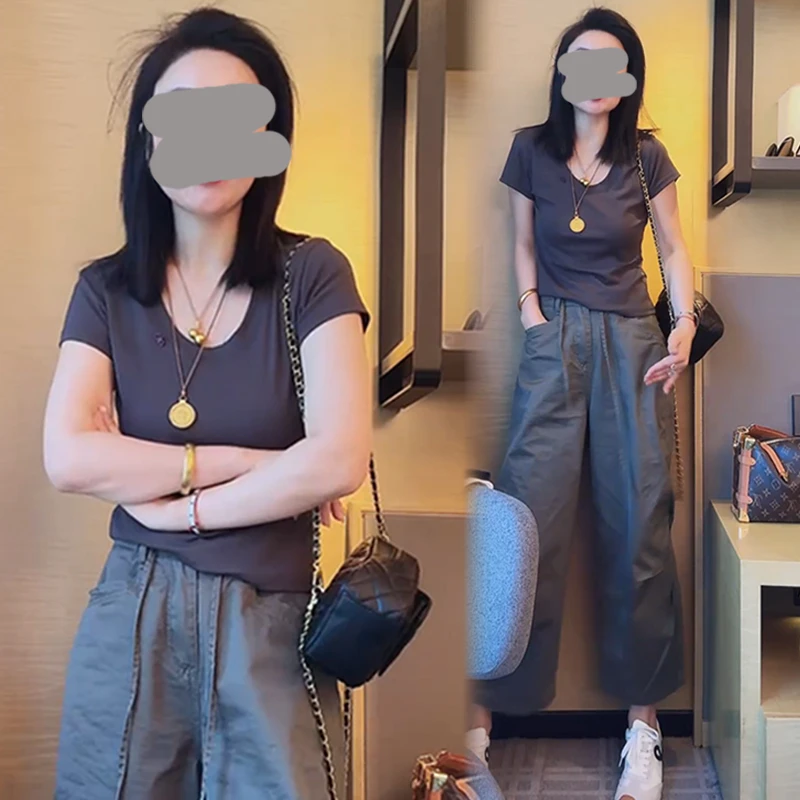 香朵儿小标圆领纯色短袖T恤女2025夏季新款时尚减龄百搭通勤上衣