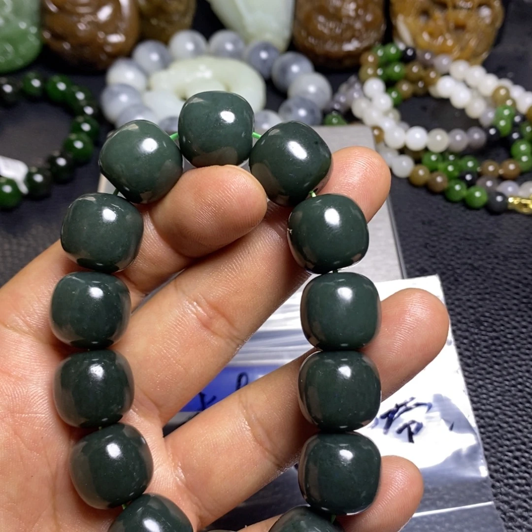 梦***巷和田玉（糖玉）未镶嵌手链