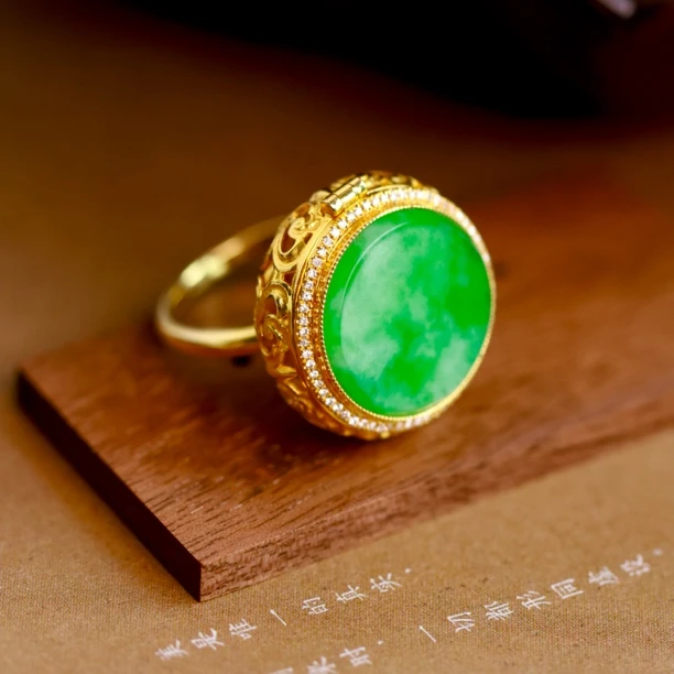18k金翡翠圆牌戒指XRZ