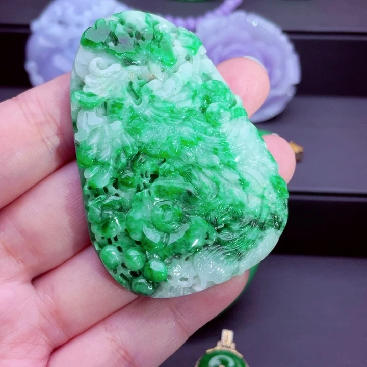 翡翠未镶嵌吊坠(不含链)