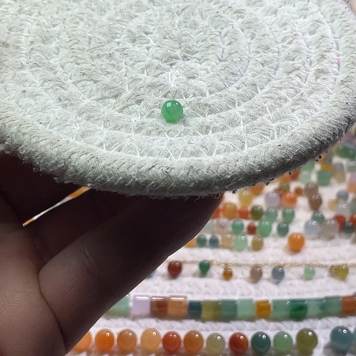 翡翠散珠未镶嵌定制翡翠卡5.4