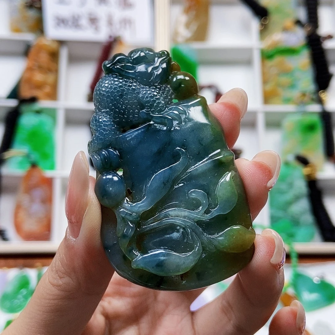 颈饰未镶嵌翡翠天然翡翠A货