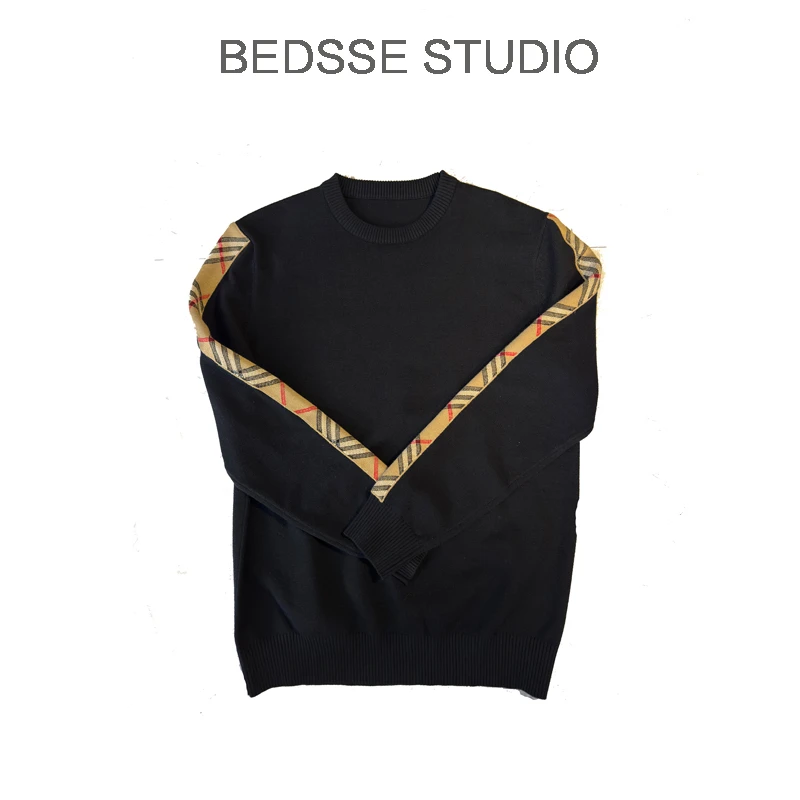 【侧边拼接格纹】2025新款时尚百搭侧边拼接格纹圆领毛衣男女同款