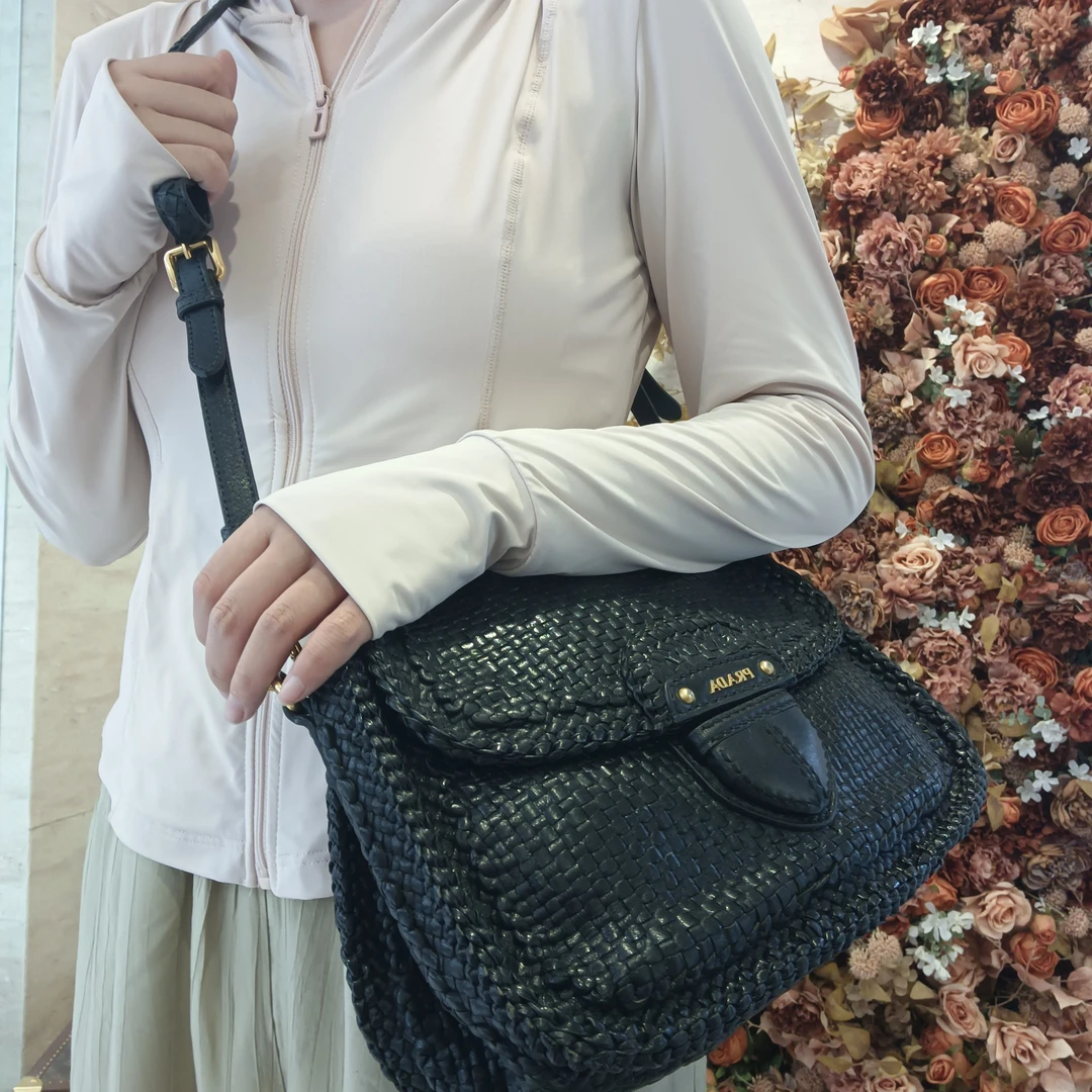 95新 Prada/普拉达 冰冰中古/prada/普拉达/黑色小斜挎