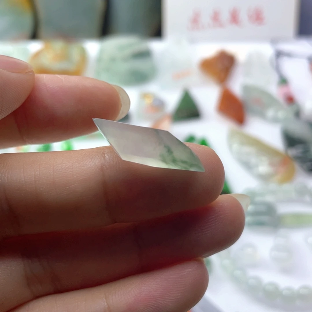 未镶嵌定制翡翠天然缅甸翡翠