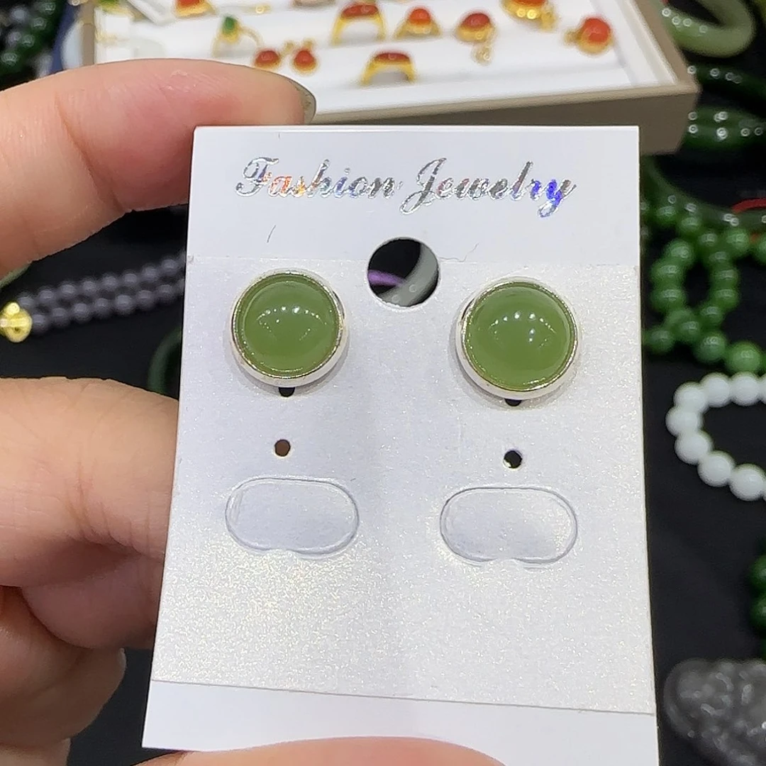 和田玉耳饰未镶嵌