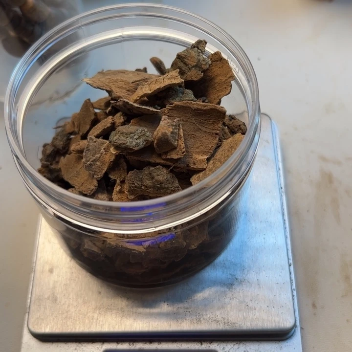 沉香碎屑沉香?****）斯里兰卡红土熏香料30g