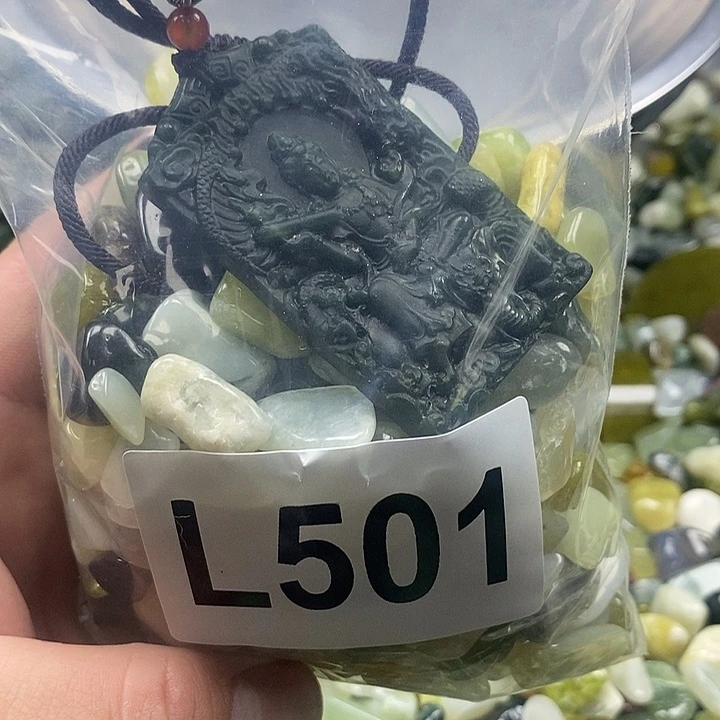 岫玉鱼缸石未镶嵌