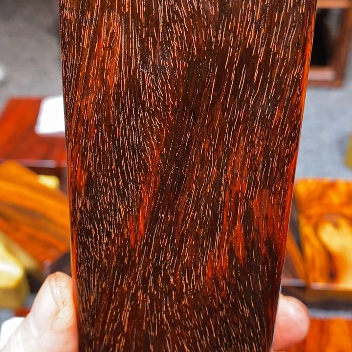记***刻檀香紫檀（小叶紫檀）粗烟10支
