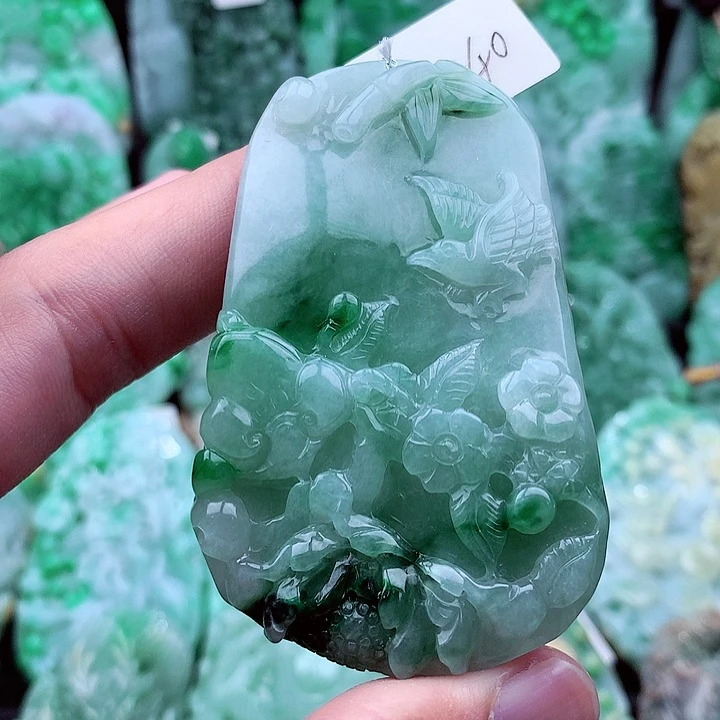 翡翠吊坠(不含链)未镶嵌