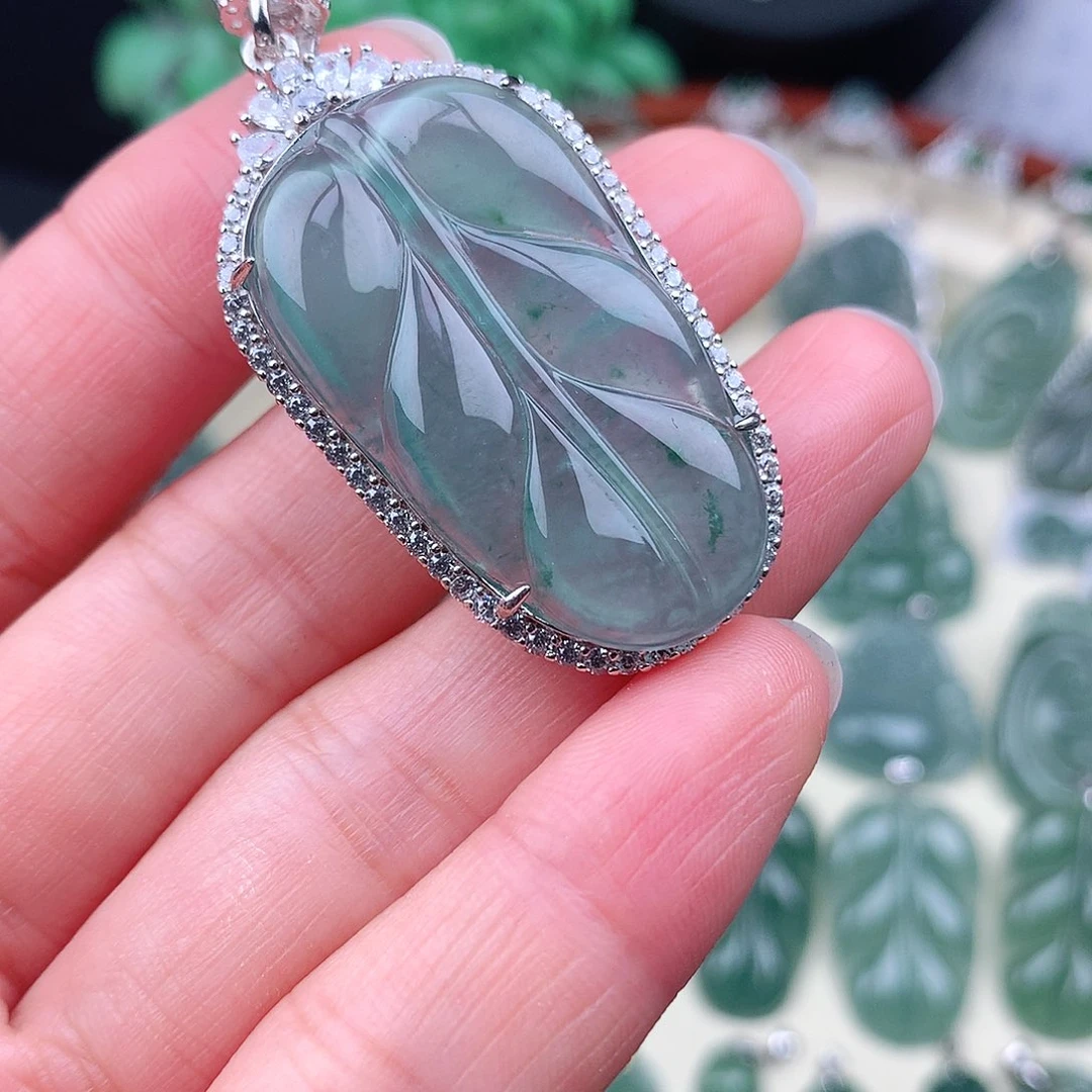 翡翠银S925镶嵌颈饰金*吊坠