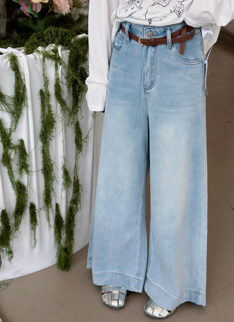 33【小个子牛仔神裤】不贴腿！垂感夏日显腿直牛仔裤