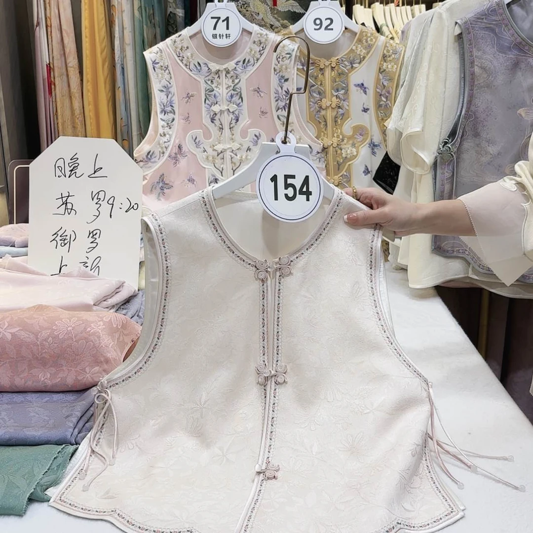 【闪购商品】唐*懒苏绣的艺术风格与艺术风格相结合