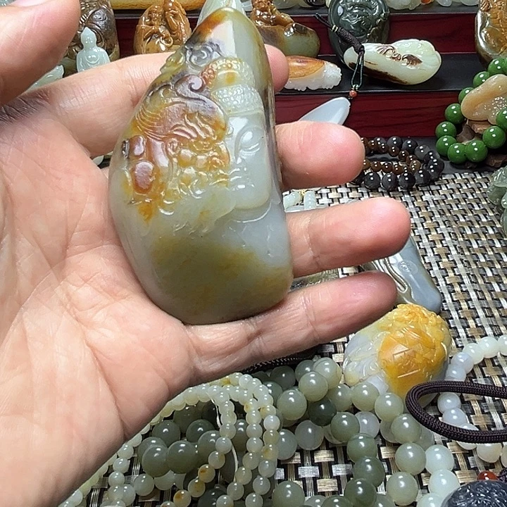 浪***枫未镶嵌和田玉把件