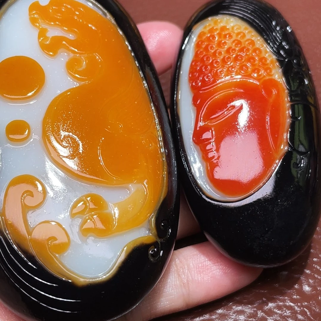 和田玉未镶嵌颈饰心**神