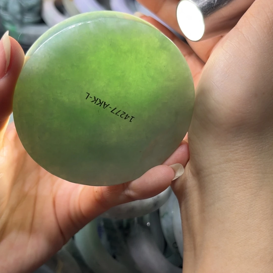 定制翡翠翡翠手镯未镶嵌