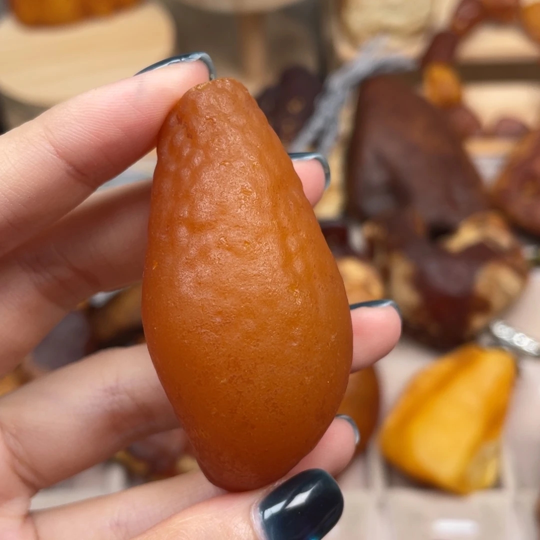 琥珀未镶嵌珠宝奇石