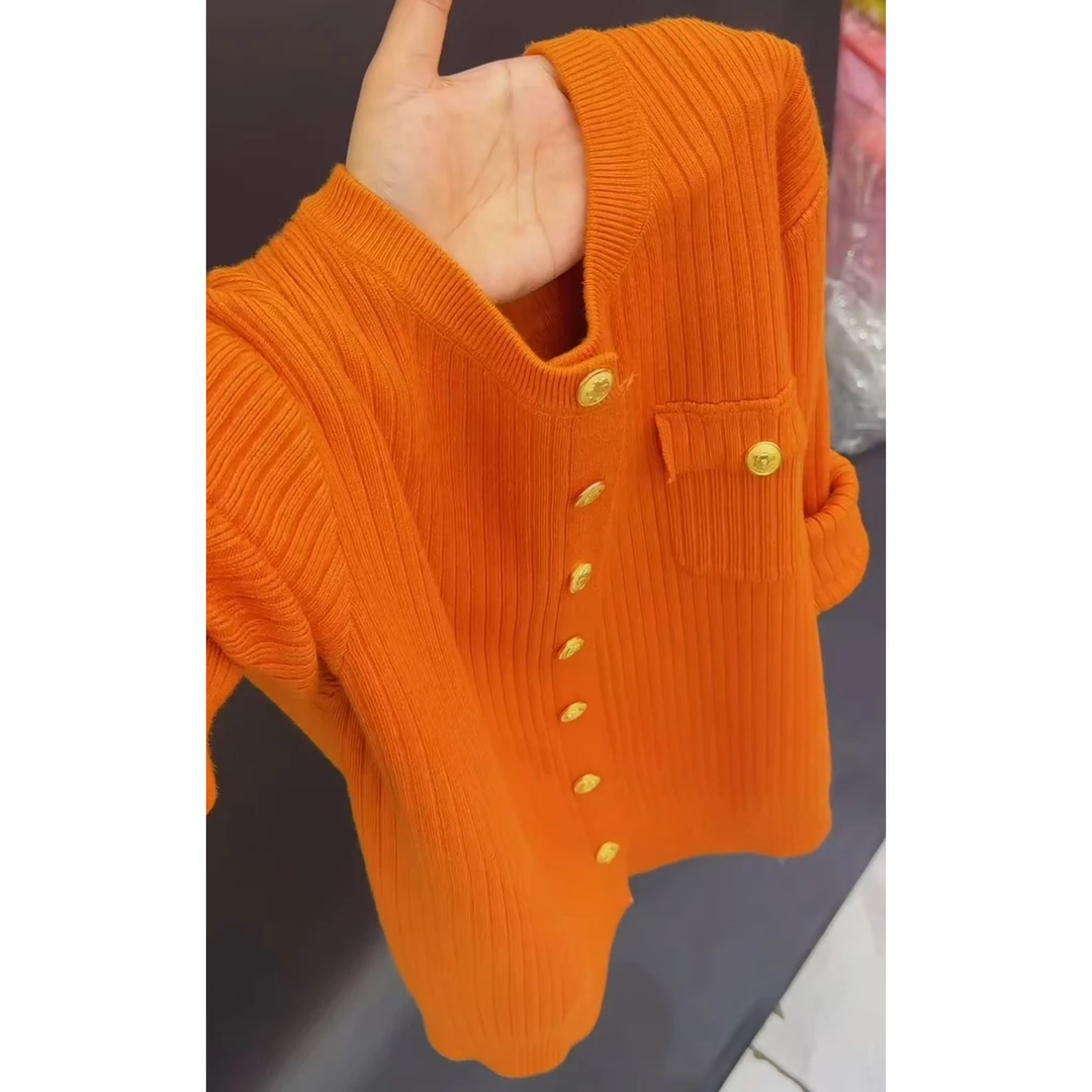 舒适甜美针织开衫女气质短款软糯纽扣毛衣2025年秋冬新款打底衫