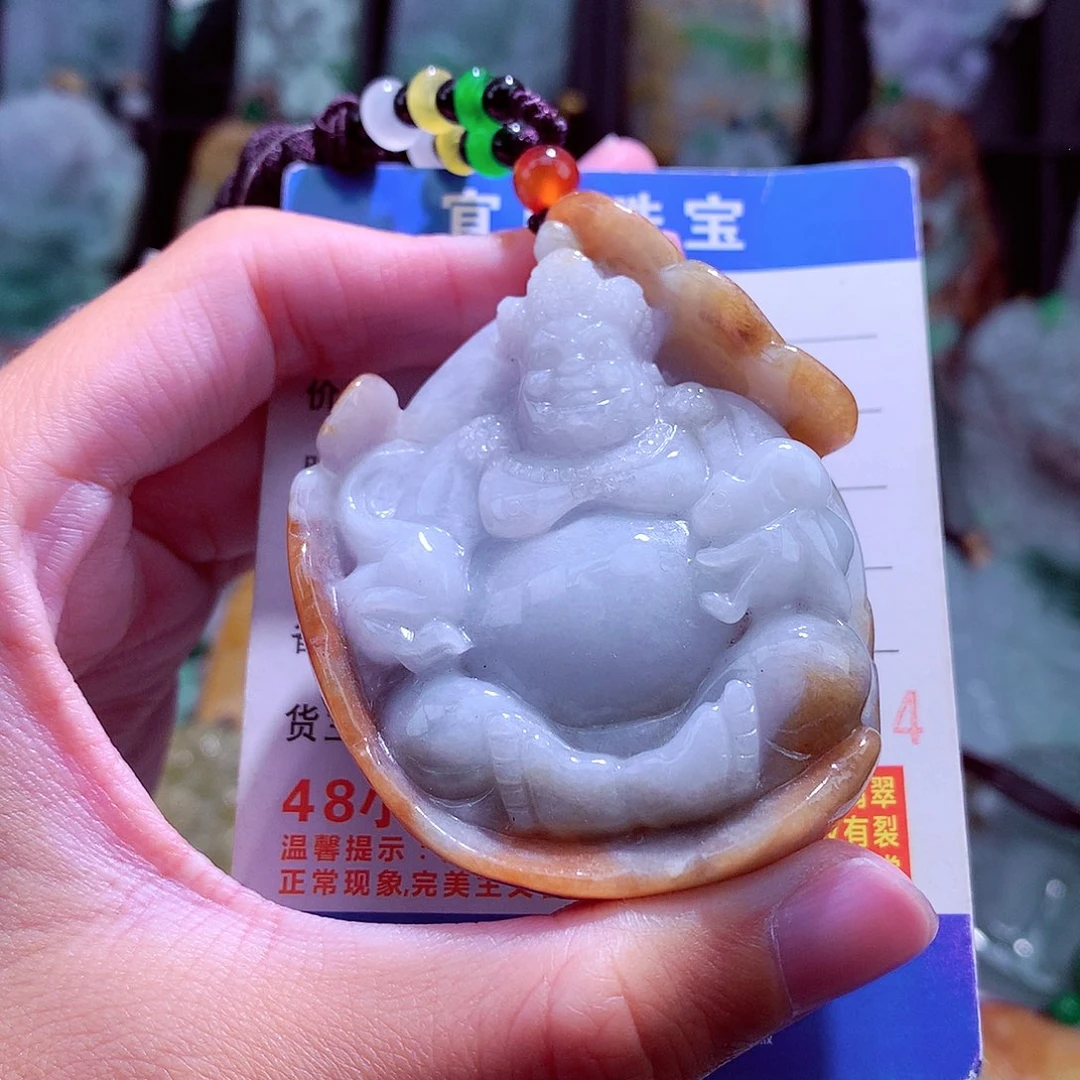 颈饰未镶嵌翡翠天然