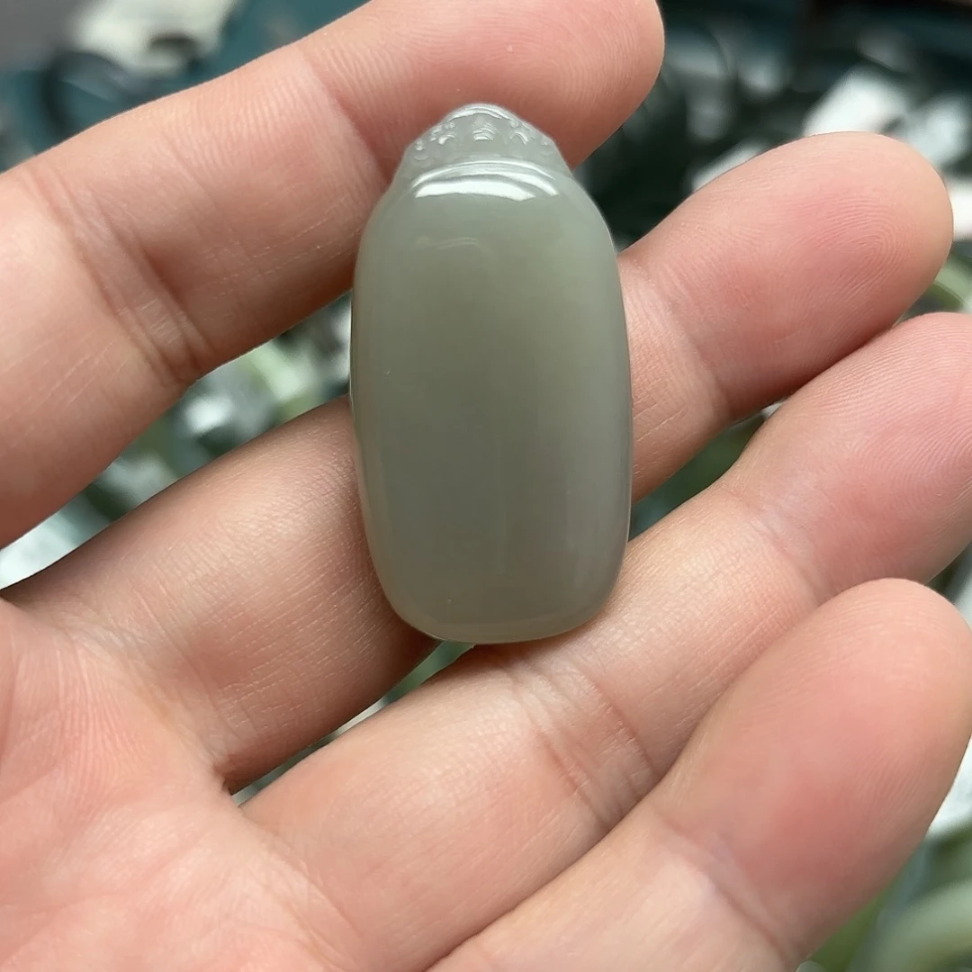 未镶嵌手镯和田玉（糖玉）
